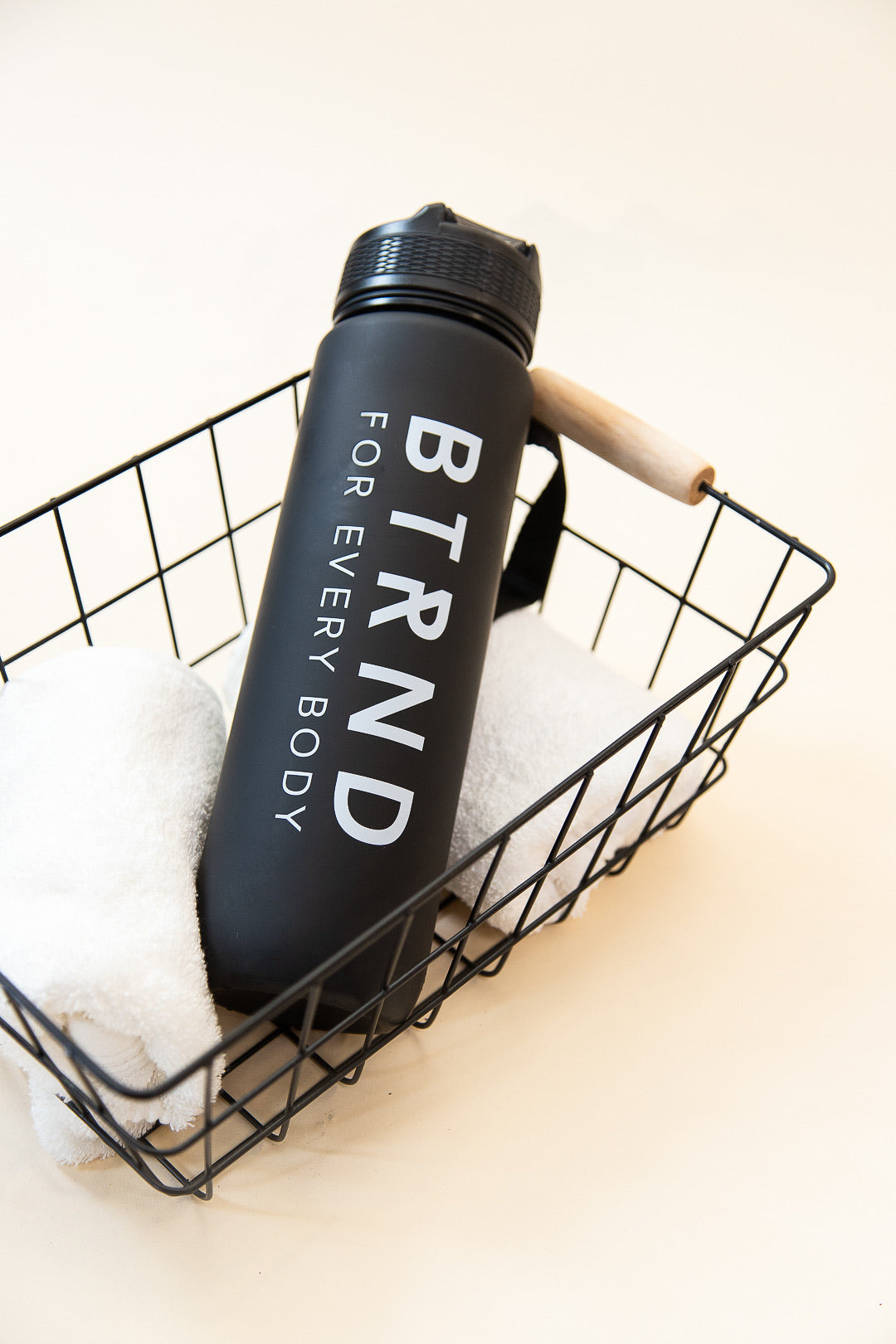 Gourde de fitness BTRND Hydra