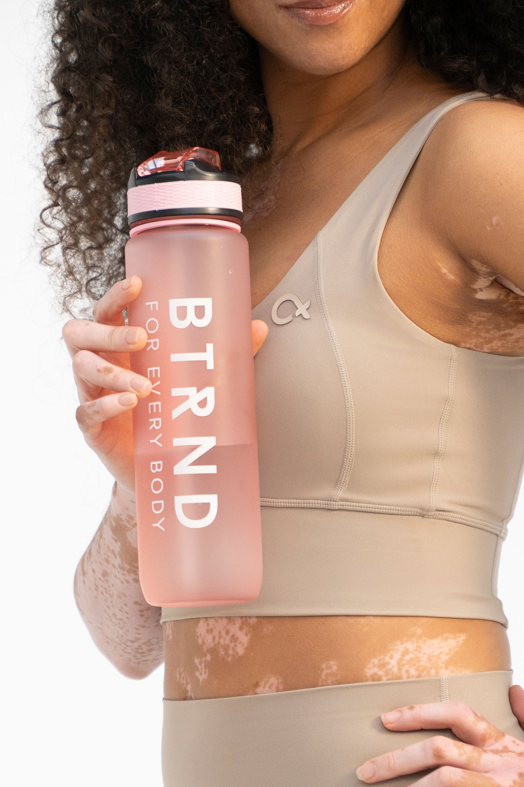Gourde de fitness BTRND Hydra 1000ml (Pink Sakura)